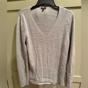 EUC TALBOTS Light Gray V-Neck Sweater SZ L